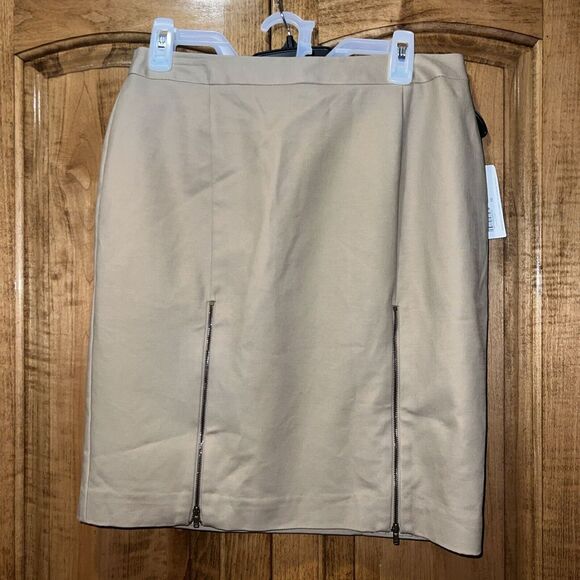 Worthington Dresses & Skirts - Worthington Pencil Straight Skirt Sz 10 Tan Brown Front Zip Accent Knee Length